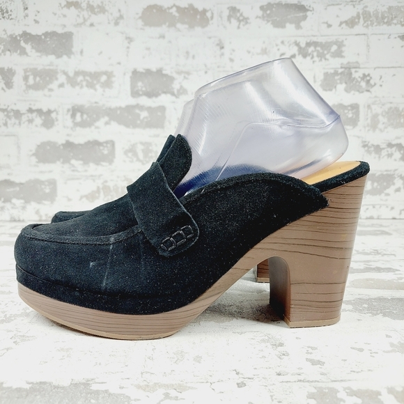 Spendid Shoes - New Splendid Vina Black Suede Platform Slip On Clogs E101